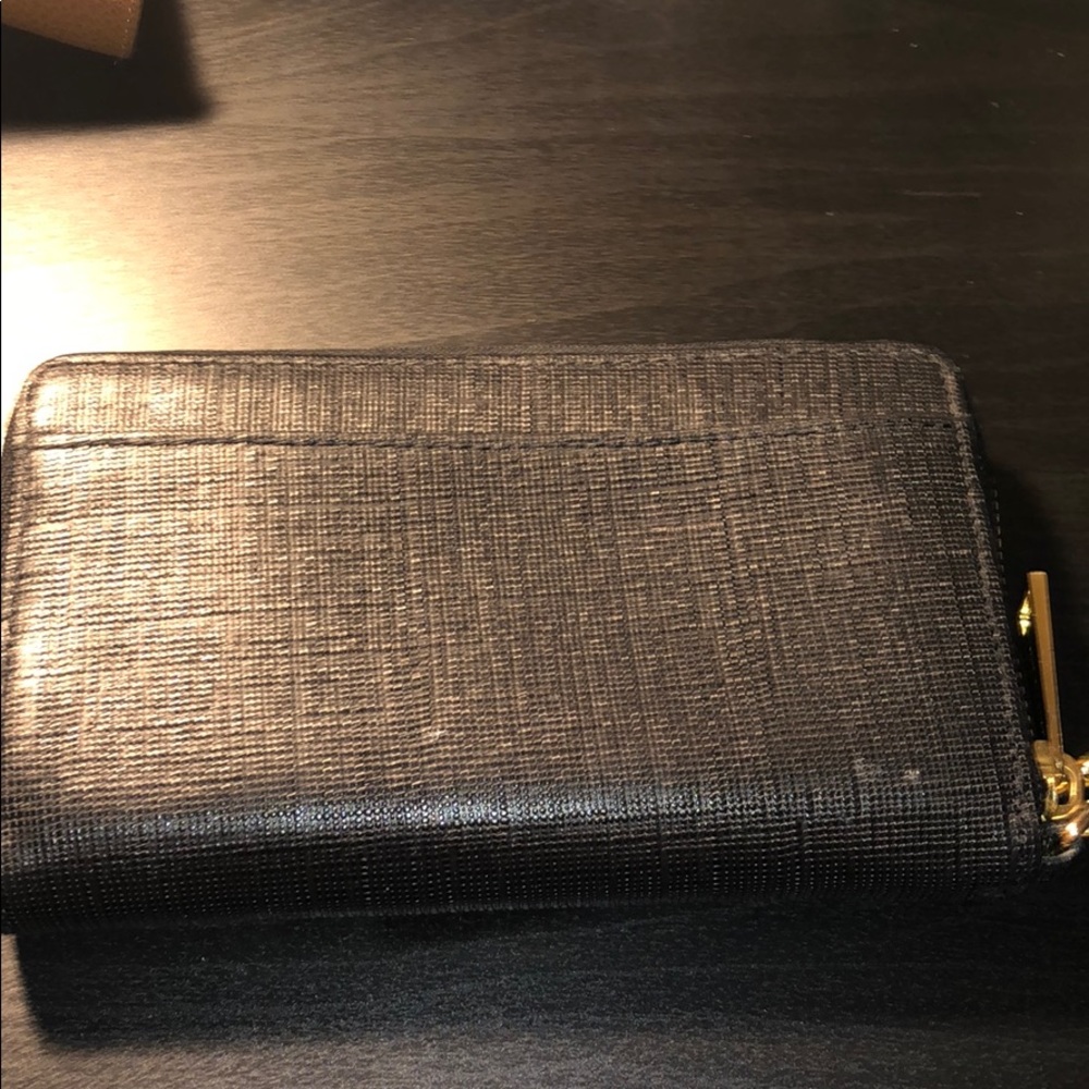 SAKS FIFTH AVENUE BLACK WALLET